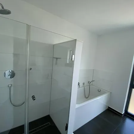 Exklusive Penthouse-wohnung Im Herzen Rostocks Apartment *